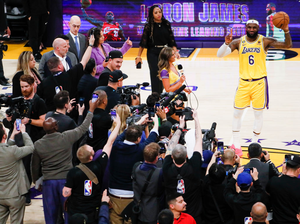 NBA Basketball: Lakers vs Thunder