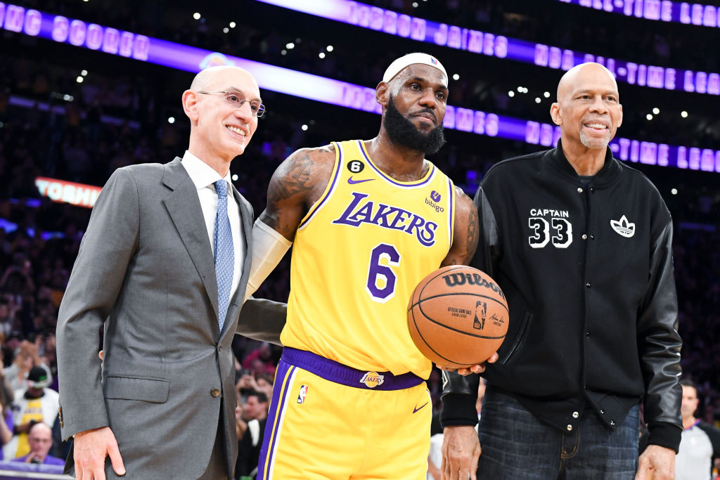 NBA Basketball: Lakers vs Thunder