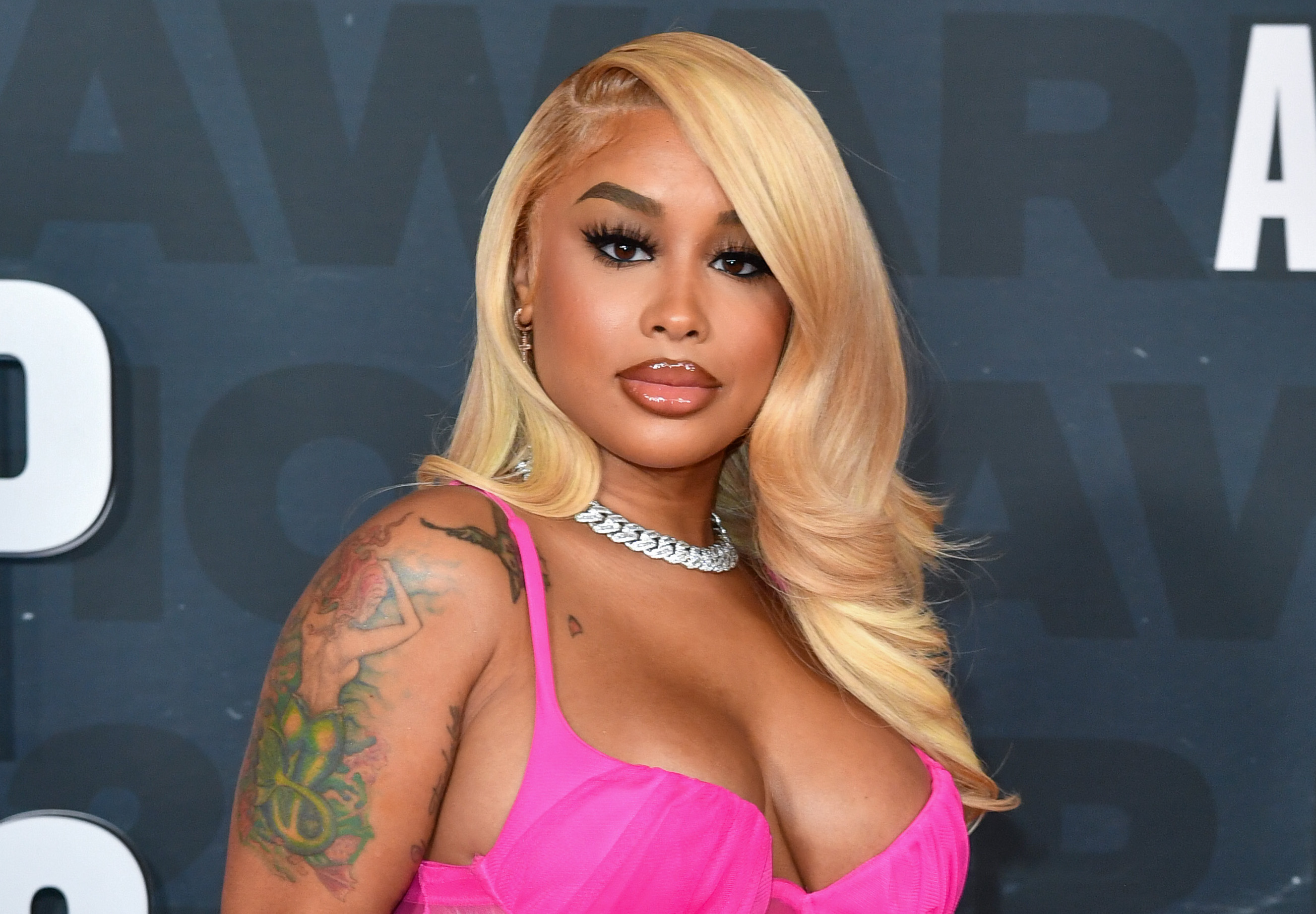 BET Hip Hop Awards 2022 - Arrivals, Dream Doll, Slim Thick, Zeze Mills Show