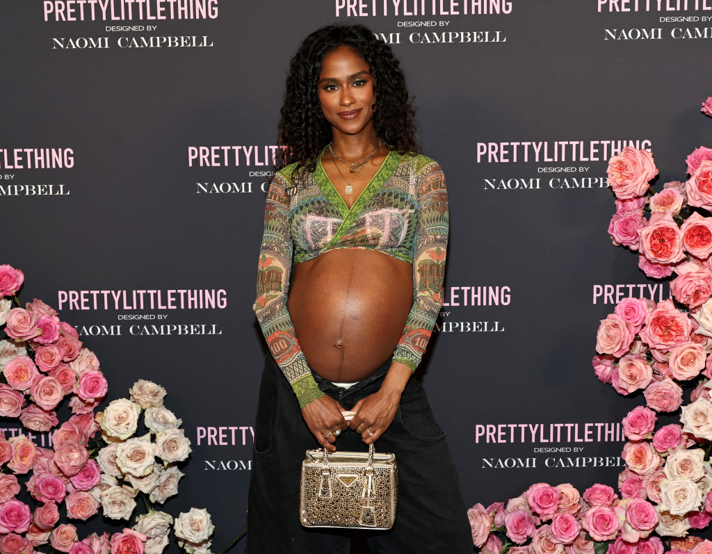 PrettyLittleThing x Naomi Campbell - Arrivals