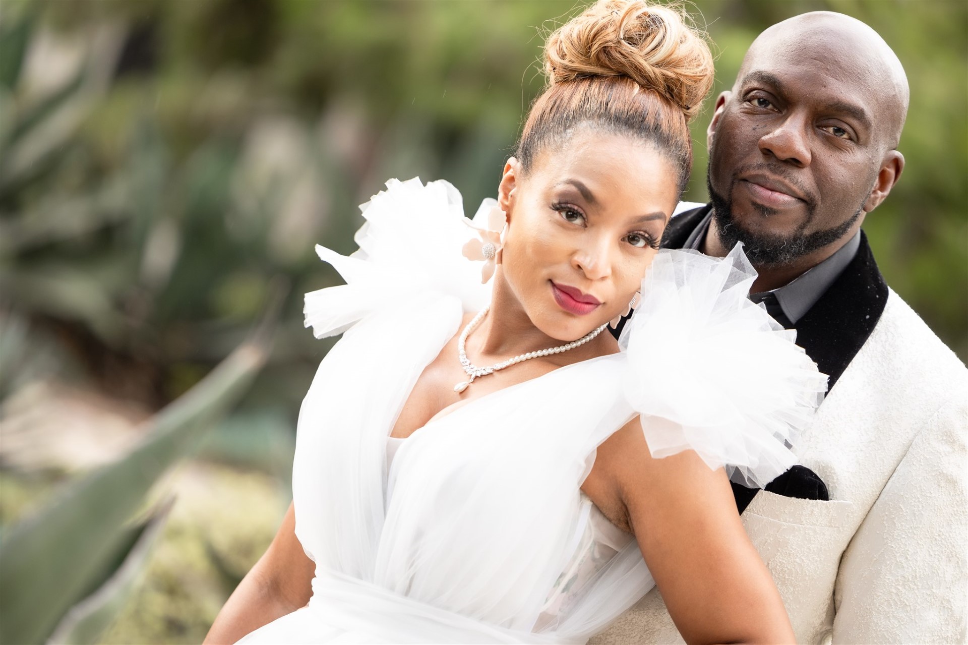 Omar J. Dorsey, Crystle Roberson