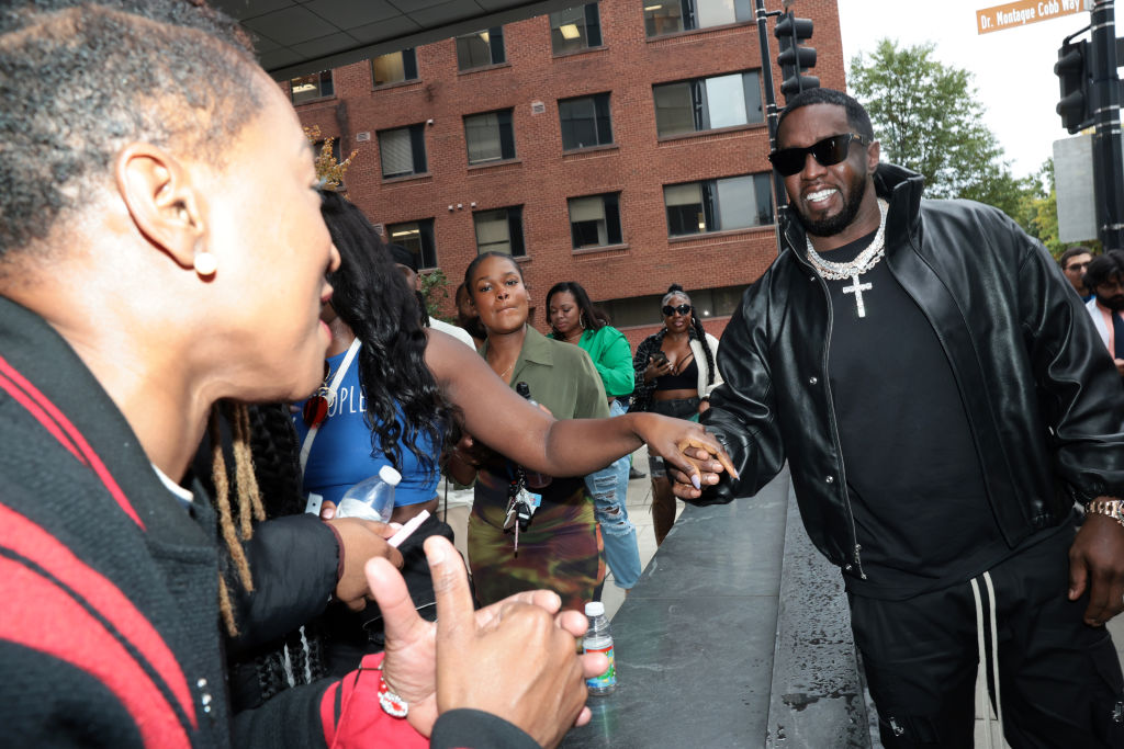 Sean "Diddy" Combs Fulfills $1 Million Pledge To Howard University At Howard Homecoming – Yardfest