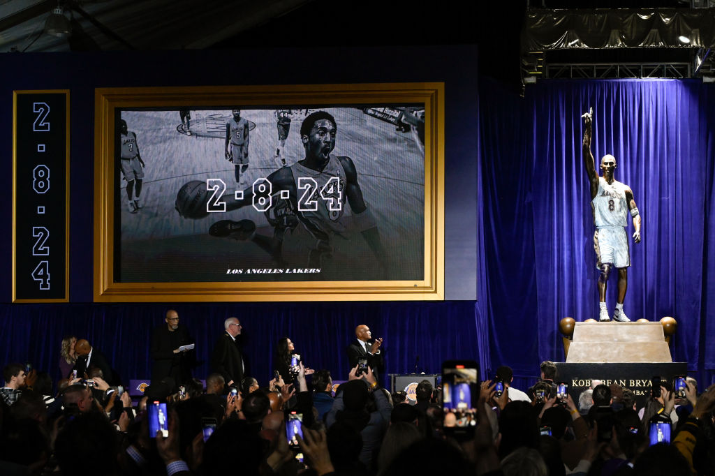 A Kobe Bryant Statue is unveiled in Los Angeles
