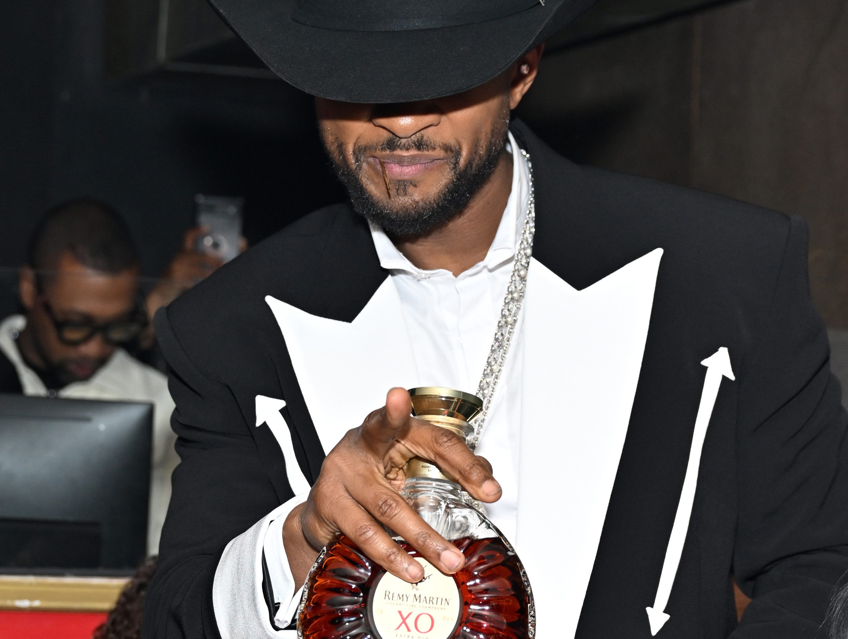 Usher x Rémy Martin party asset