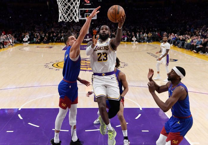 Denver Nuggets v Los Angeles Lakers