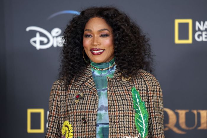 Angela Bassett attends Los Angeles Premiere Of National Geographic Documentary Series "Queens" - Arrivals