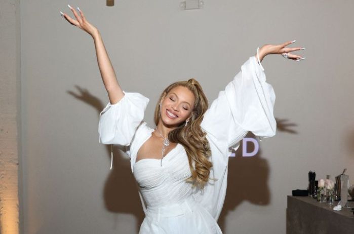 Beyoncé Launches CÉCRED Haircare Line
