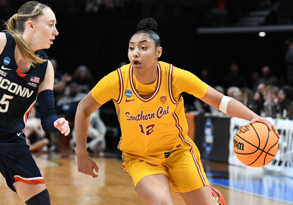 NCAA BASKETBALL: APR 01 Div I Women's Championship Elite Eight - UConn vs USC