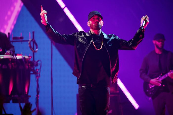 Eminem performs at 2022 MTV VMAs – Show