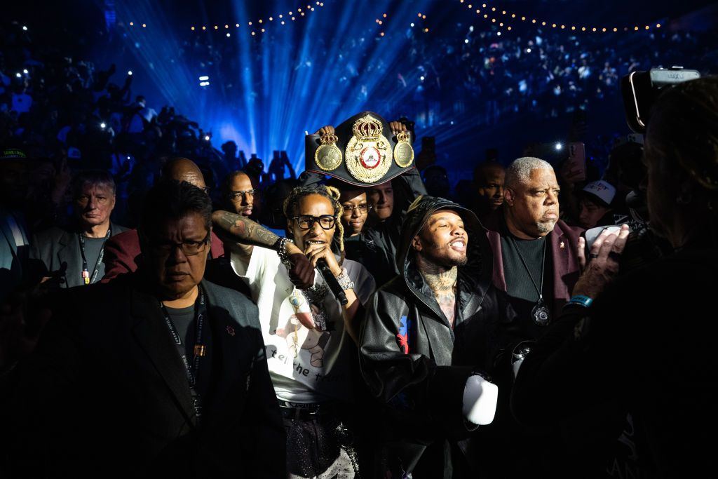 Gervonta Davis v Frank Martin