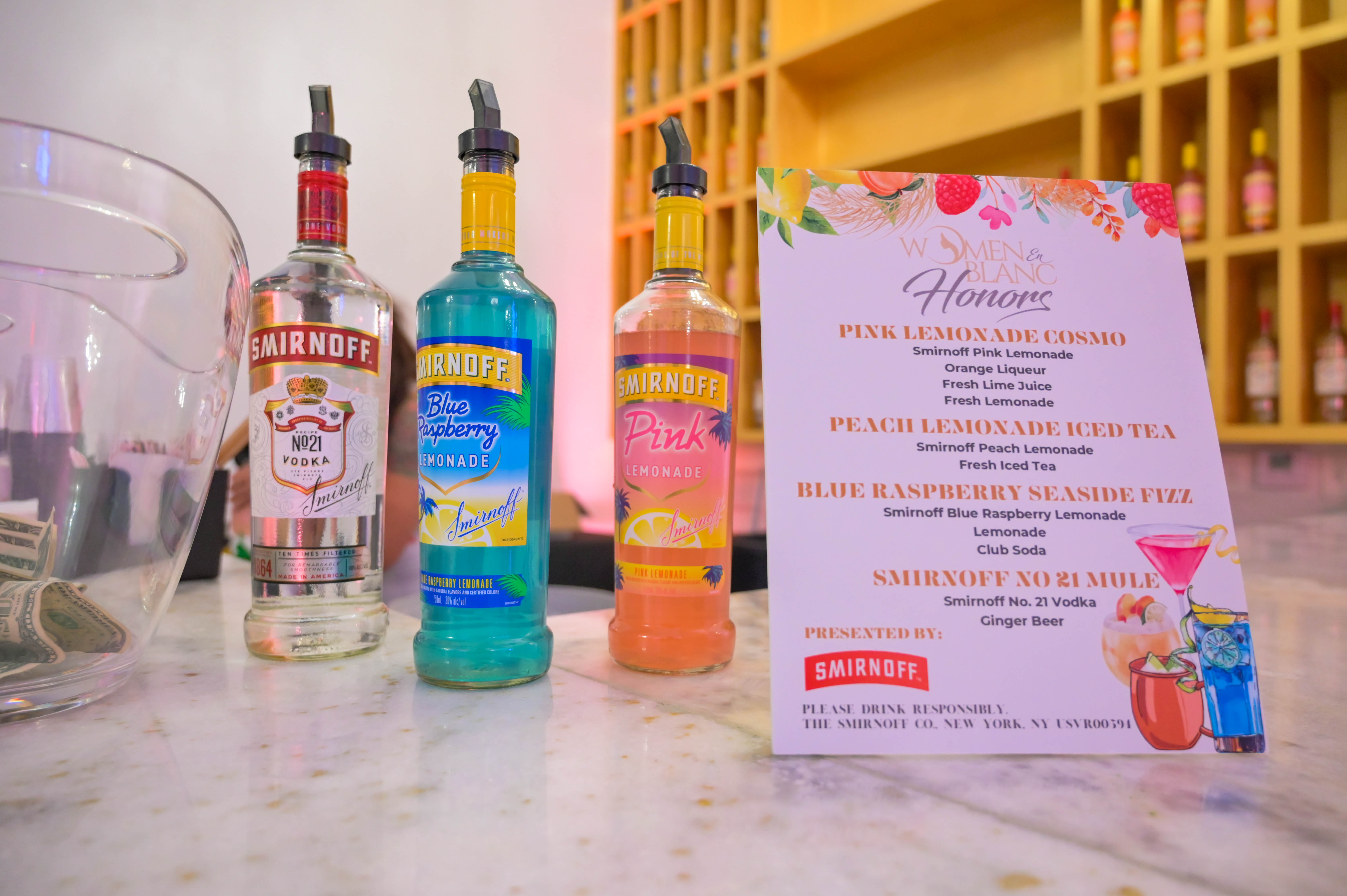 Women En Blanc Honors