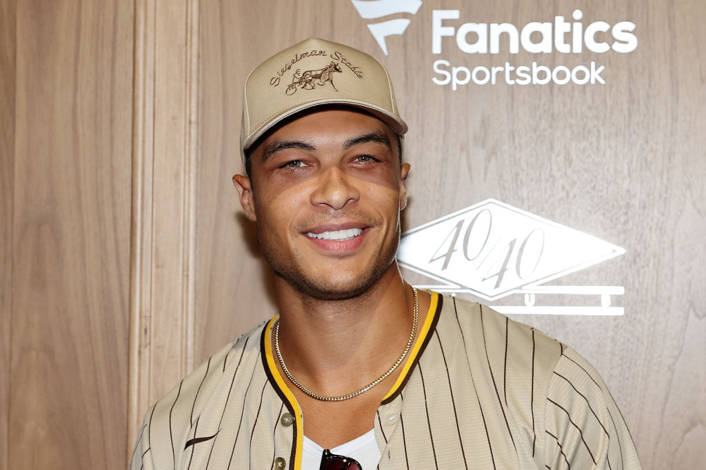 40/40 Club Pop-Up - Fanatics Fest