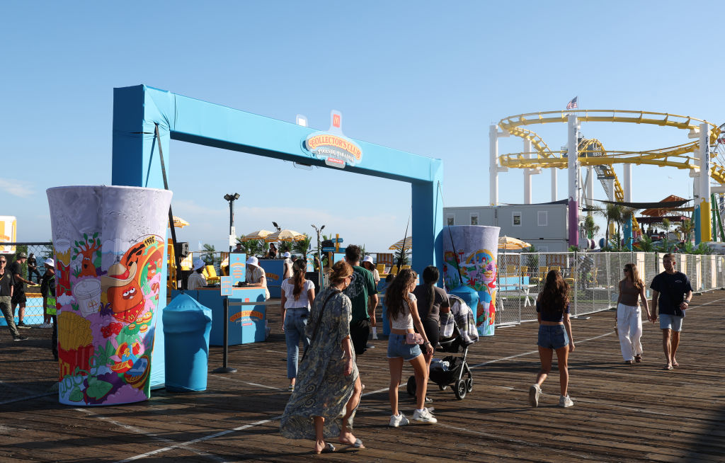 McDonald's Collector's Club Poolside Paradise At The Santa Monica Pier