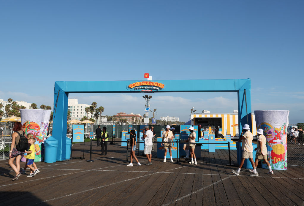 McDonald's Collector's Club Poolside Paradise At The Santa Monica Pier