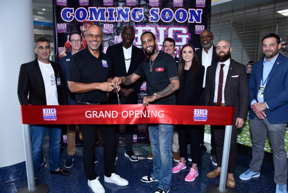 Big Dave's Cheesesteaks Kia Center Debut