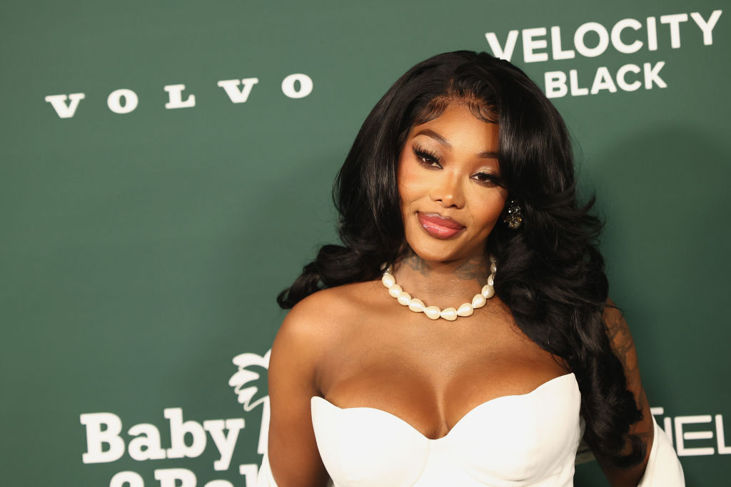 Summer Walker attends 2024 Baby2Baby Gala