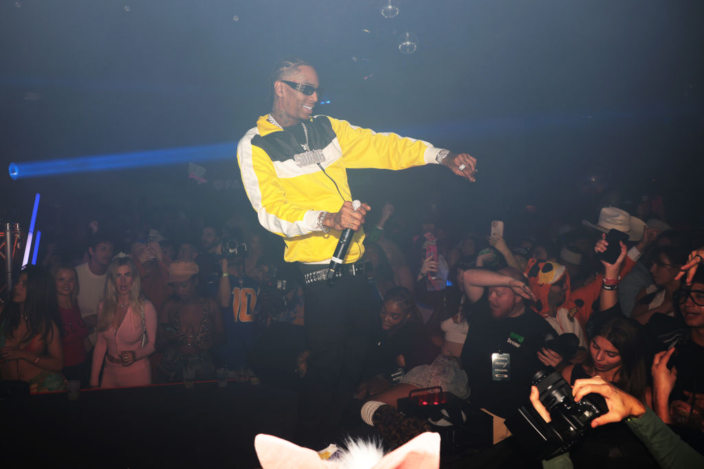 Fanfix Moxy Unleash Halloween Party 2024