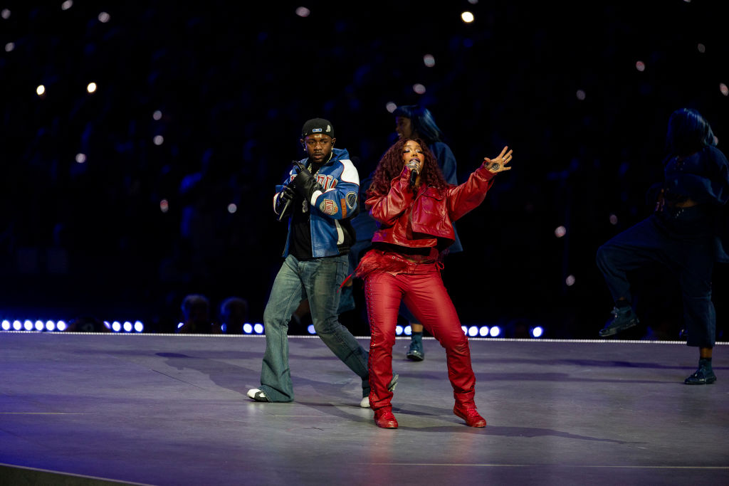 Kendrick Lamar and SZA perform at Apple Music Super Bowl LIX Halftime Show
