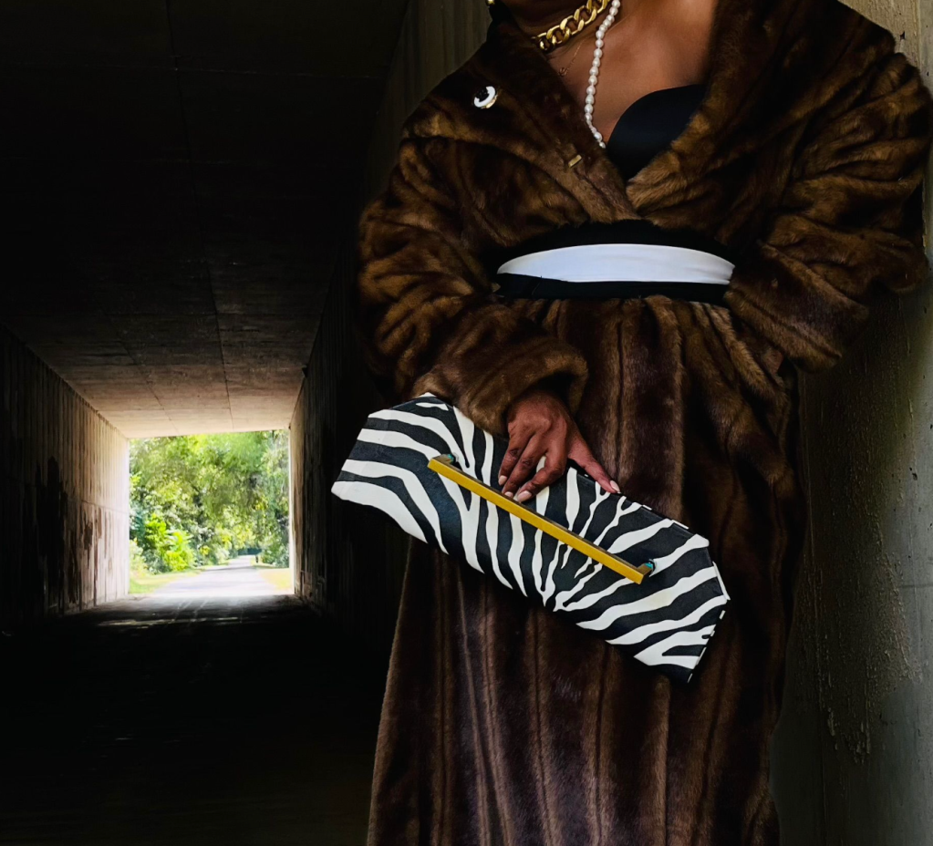 Cameo de Bore’ Clutches
