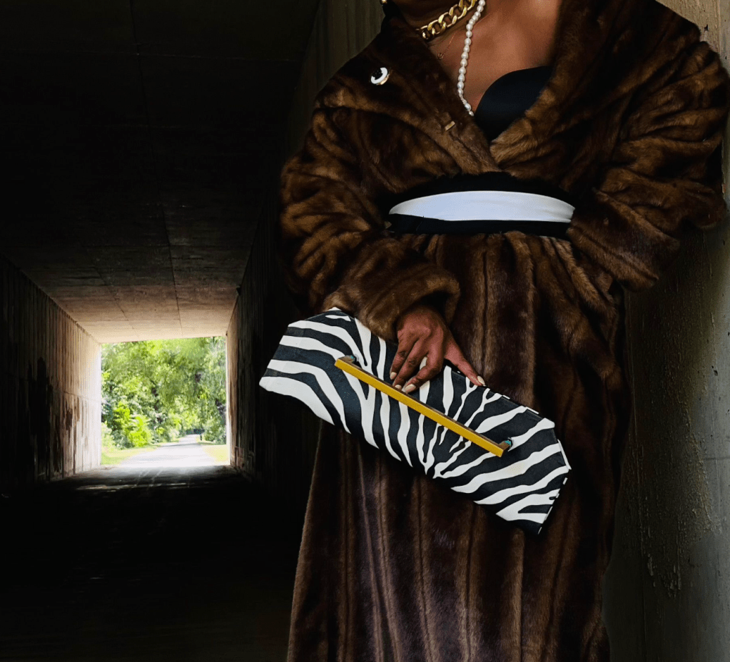 Cameo de Bore’ Clutches